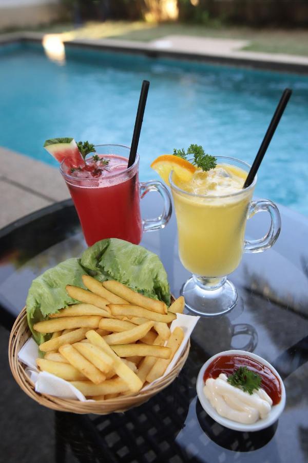 Amverton Cove Golf & Island Resort Banting  Eksteriør billede