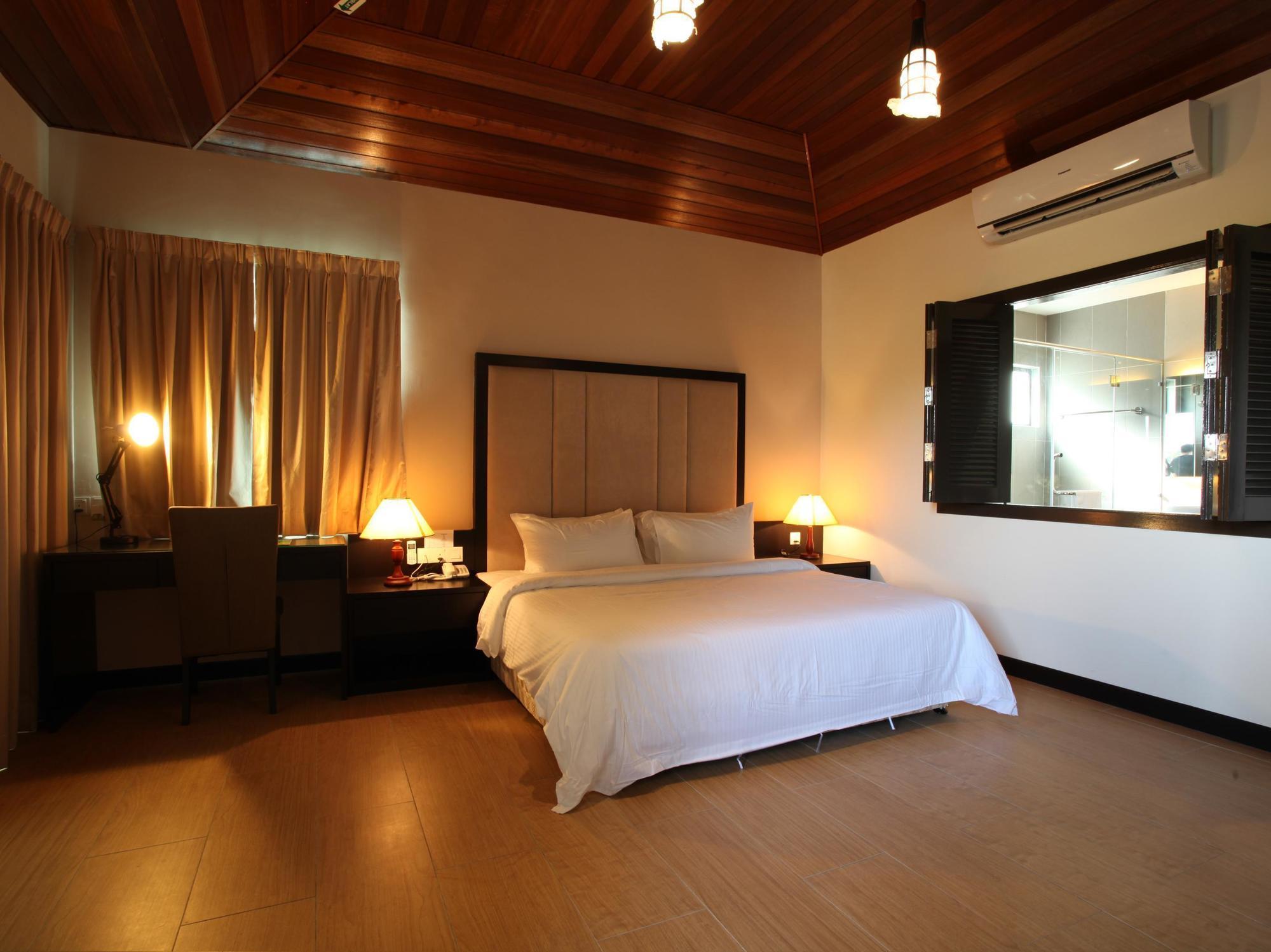 Amverton Cove Golf & Island Resort Banting  Eksteriør billede