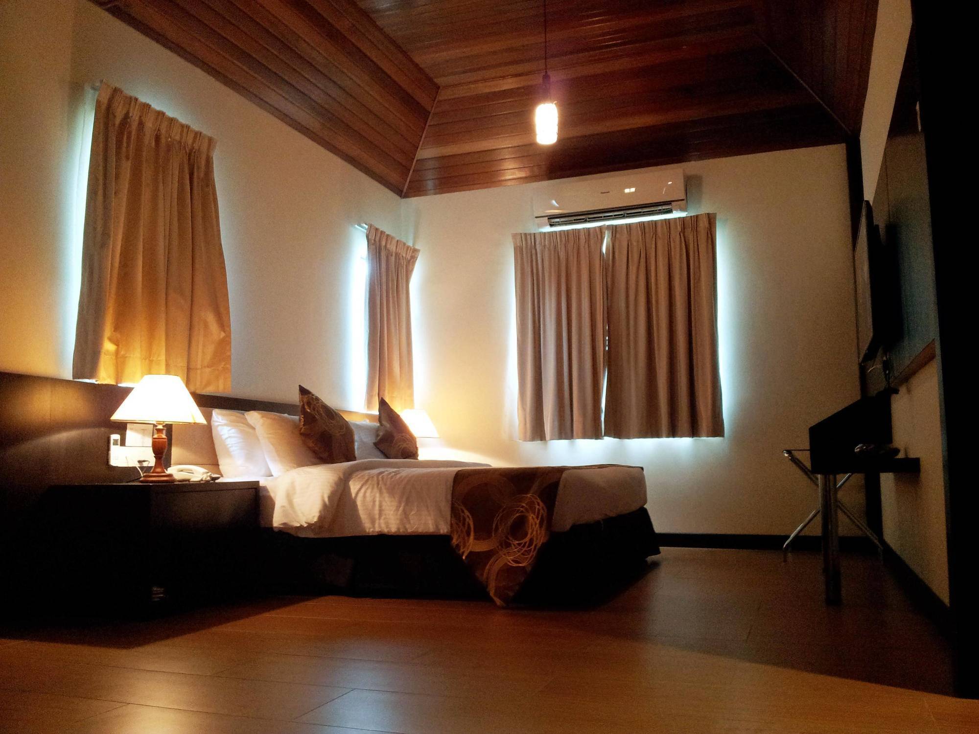 Amverton Cove Golf & Island Resort Banting  Eksteriør billede